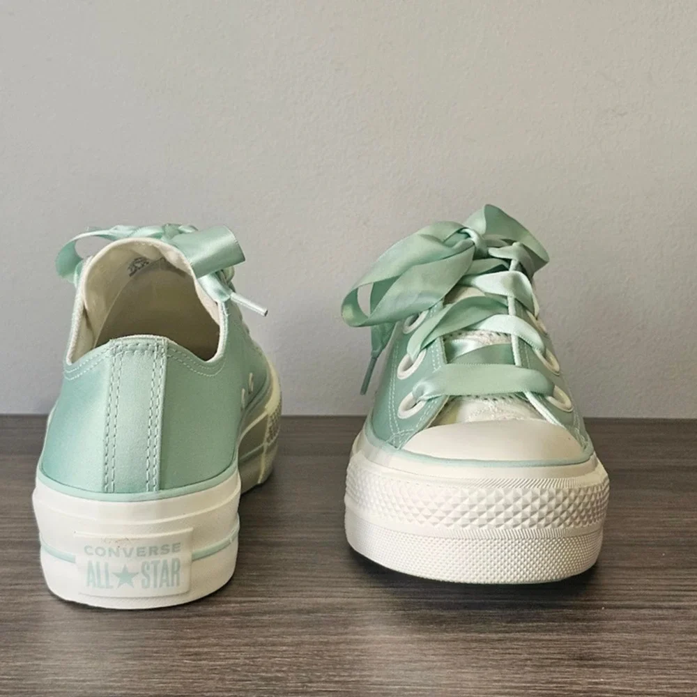 Converse CTAS  Lift Platform Matte Satin Sneakers Women's 7.5  Aloe  A10300C NWT - Picture 5 of 7